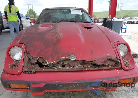 1983 Datsun 280Zx z USA, uszkodzony, nr VIN JN1HZ04S3DX572961